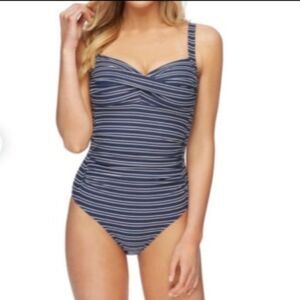 Nip Tuck Navy Rope Twist Front 1 Piece Swimsuit 6